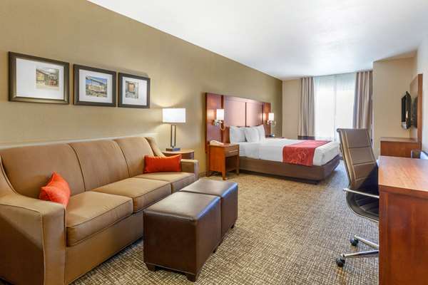 Suite - Comfort Suites Glendale - I-10, Exit 133