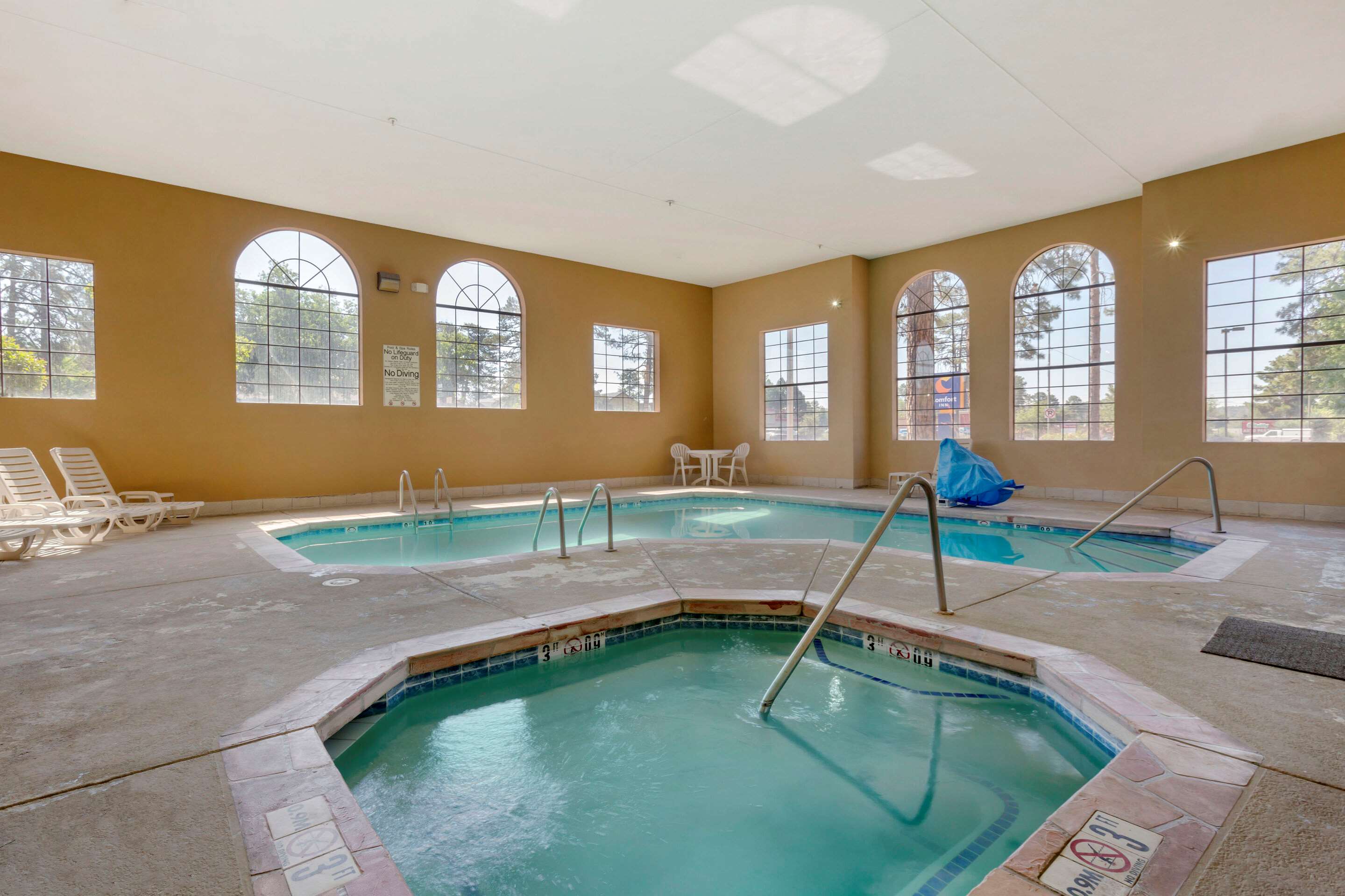 Indoor pool with hot tub