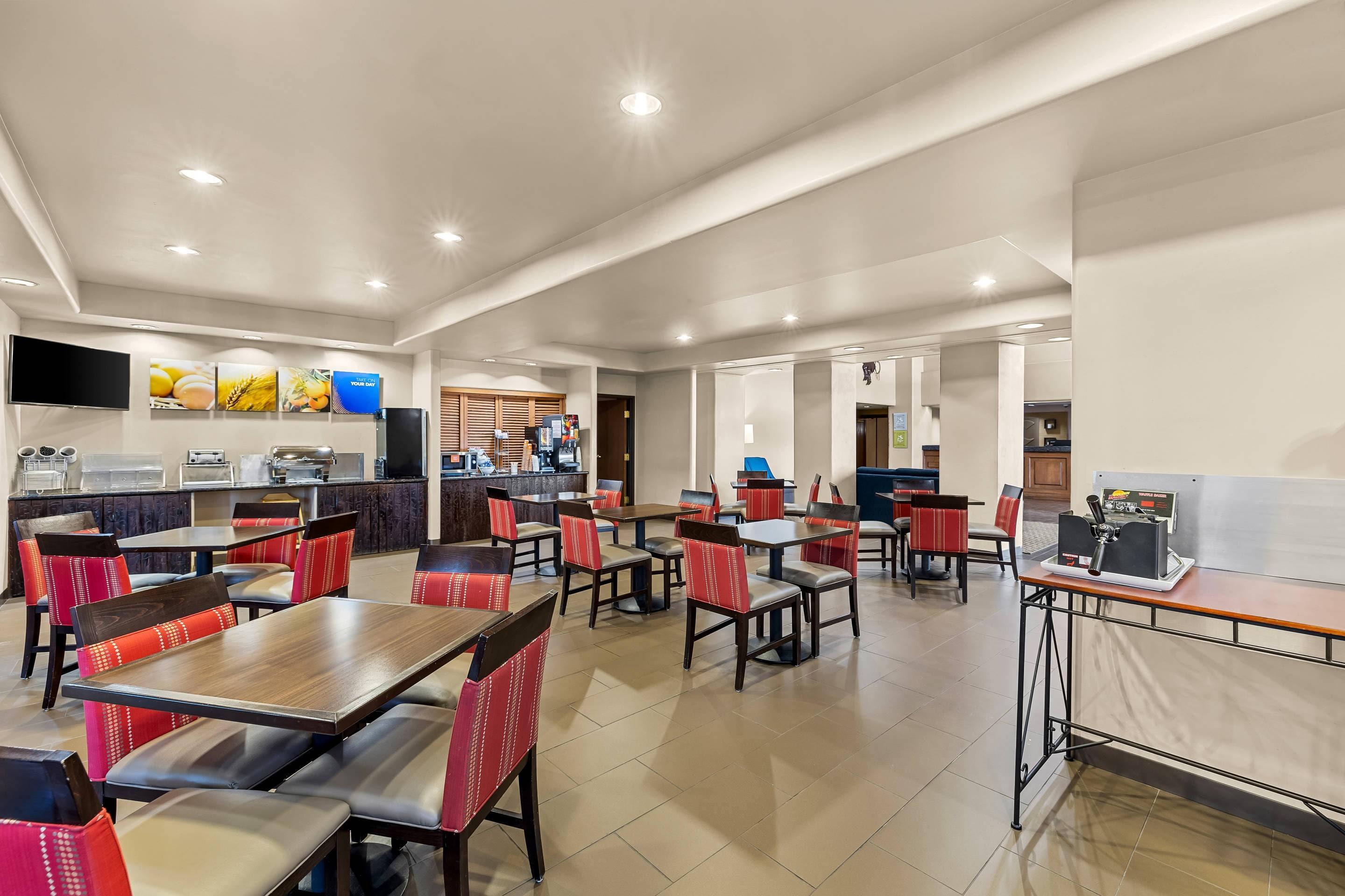 Breakfast area