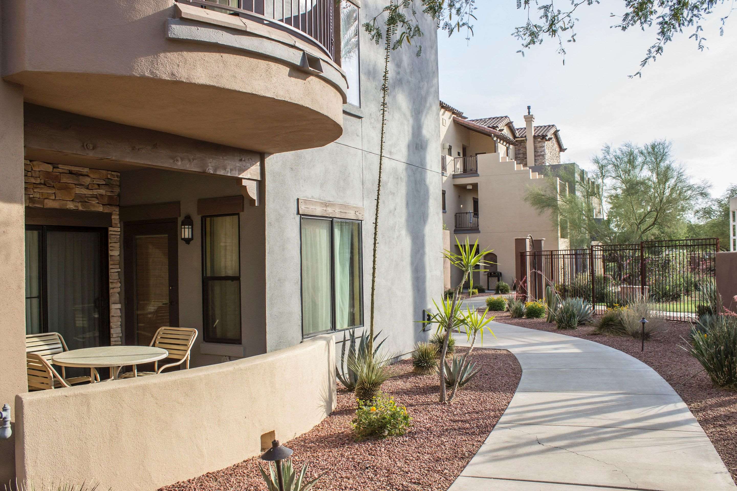 Beautiful flowers and shrubs surrounding the hotel | Bluegreen Cibola Vista Resort and Spa, an Ascend Resort