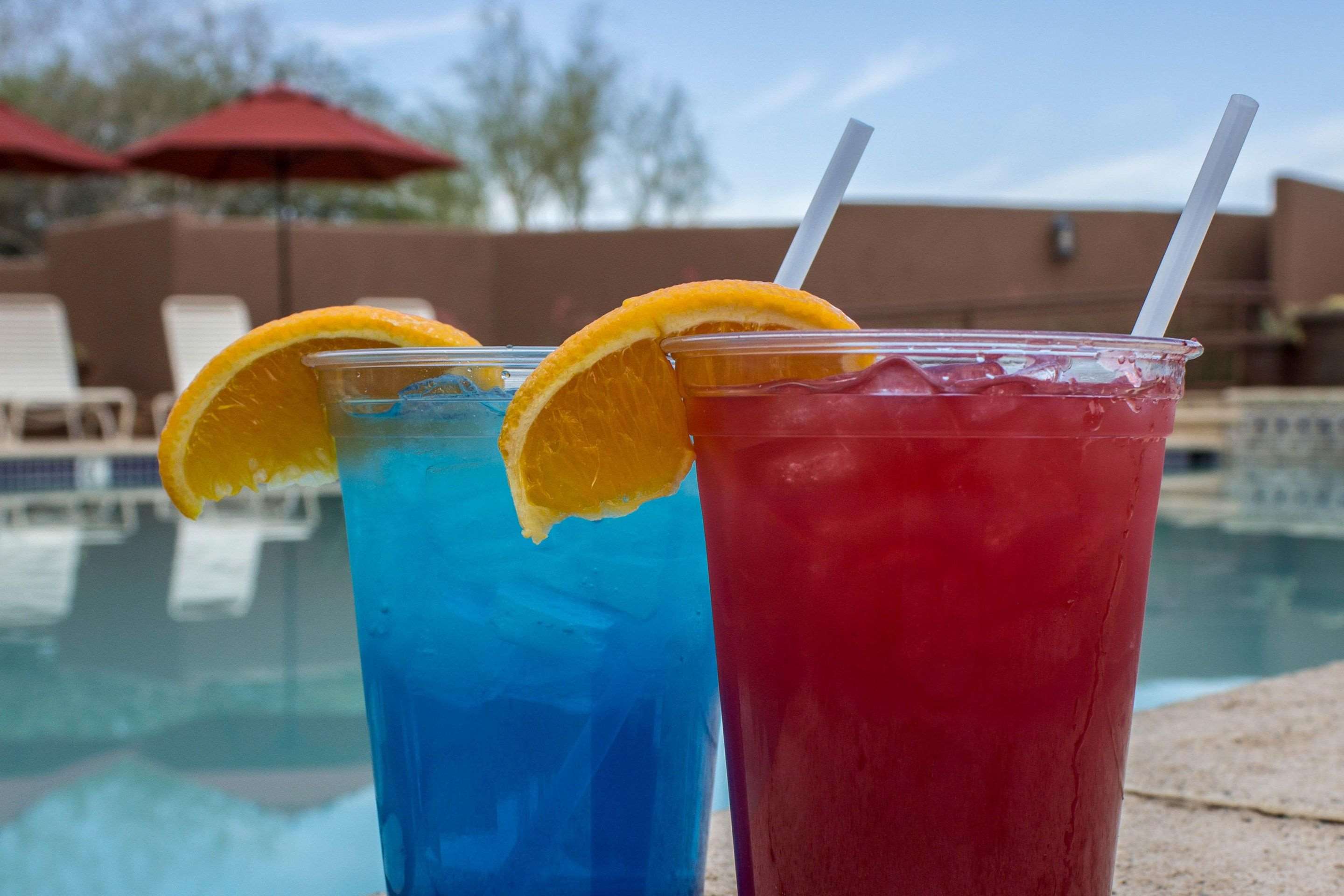 Outdoor pool with poolside bar | Bluegreen Cibola Vista Resort and Spa, an Ascend Resort