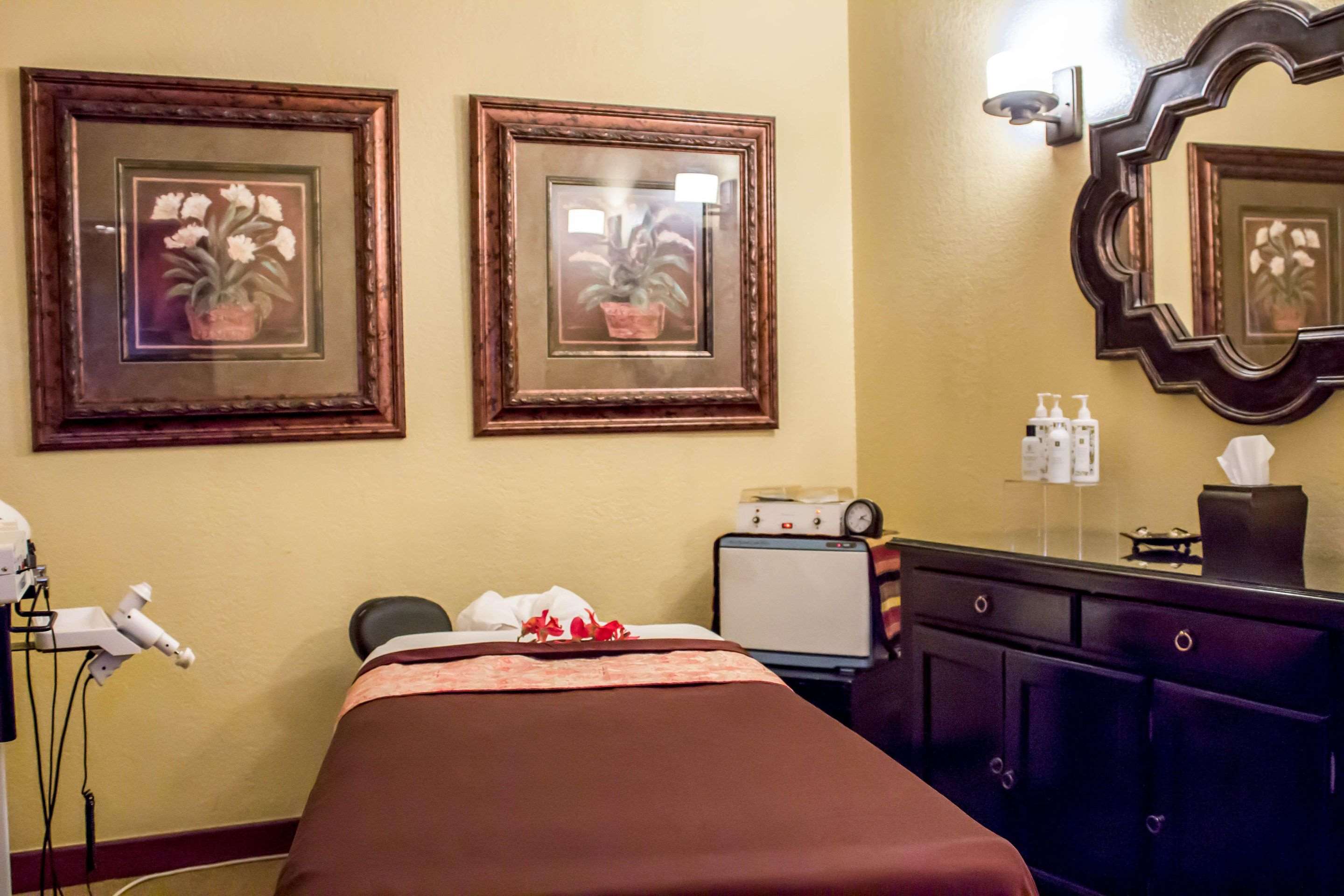 Hotel spa with specialty services | Bluegreen Cibola Vista Resort and Spa, an Ascend Resort