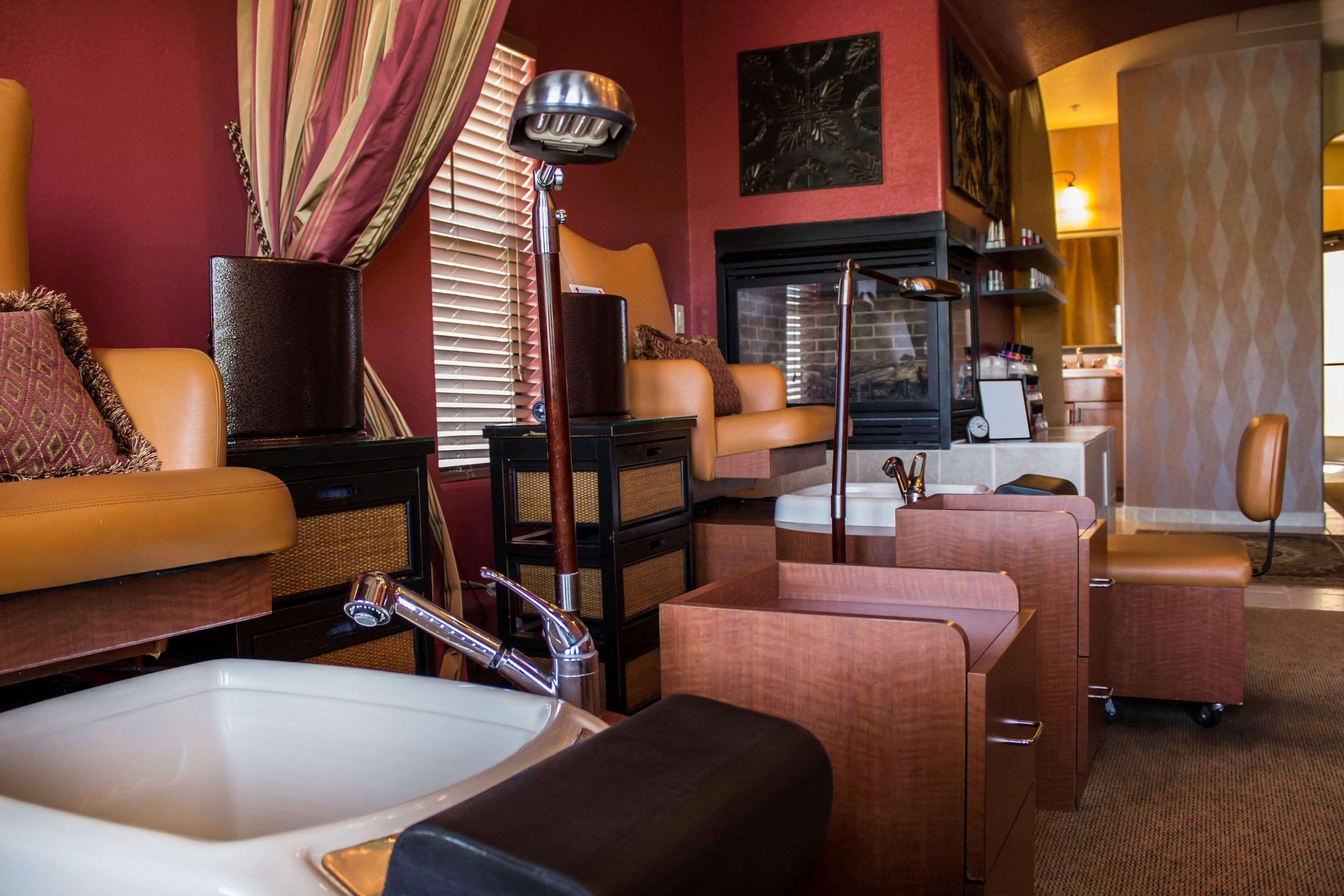 Hotel spa with specialty services | Bluegreen Cibola Vista Resort and Spa, an Ascend Resort