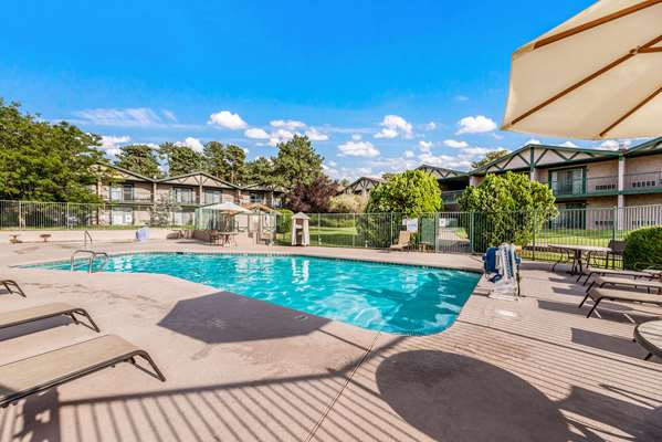 Pool - Quality Inn Payson