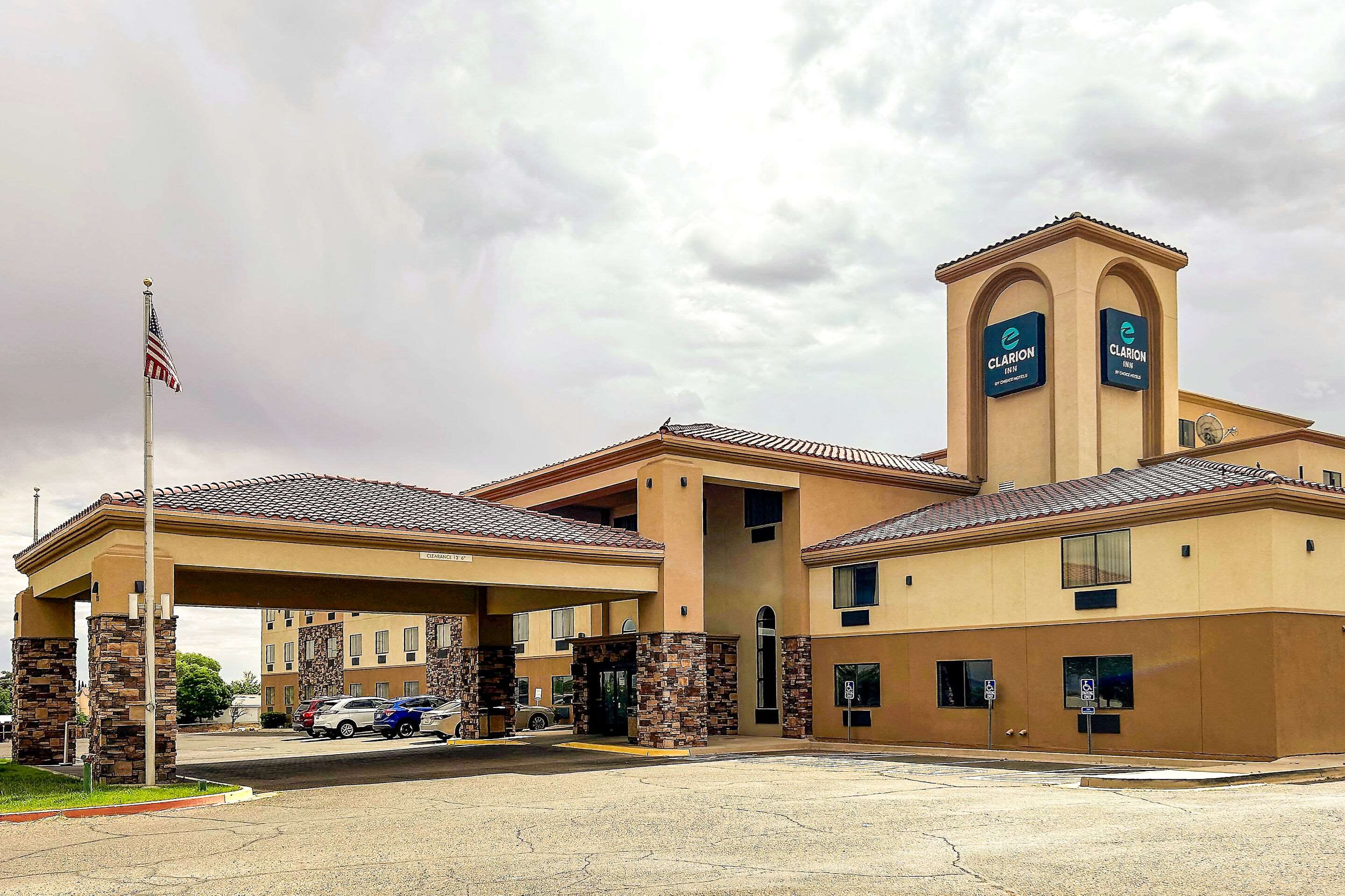 Hotel exterior | Clarion Inn Page - Lake Powell