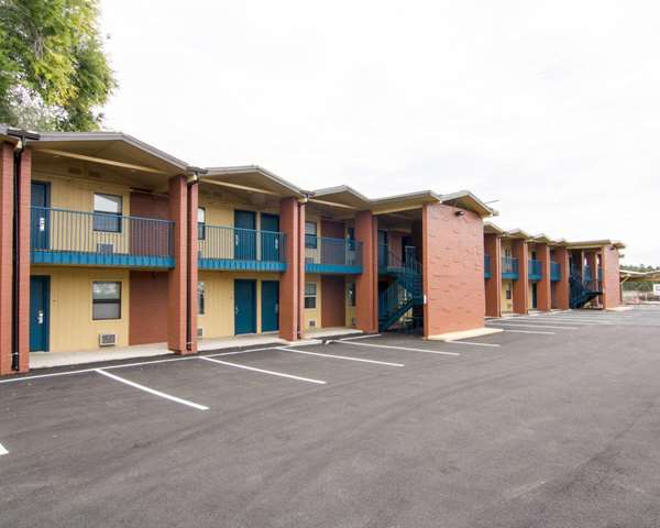 Exterior view - Rodeway Inn Flagstaff