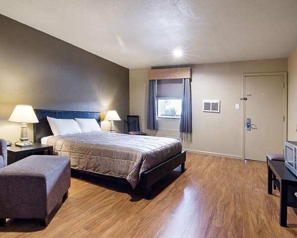  - Rodeway Inn Flagstaff