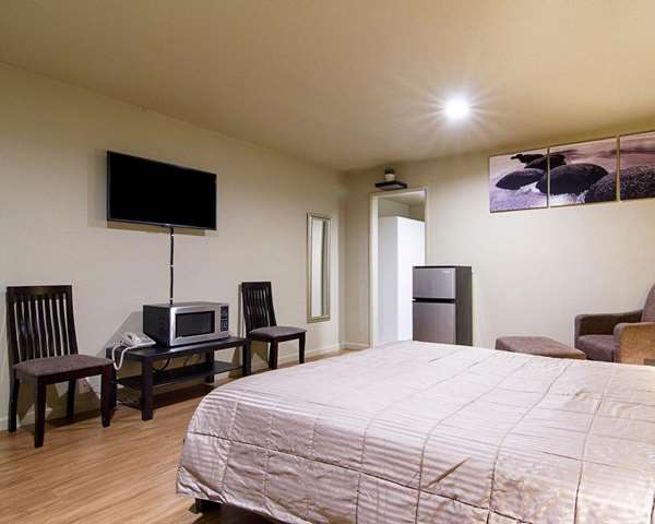  - Rodeway Inn Flagstaff