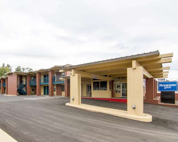 Exterior view - Rodeway Inn Flagstaff