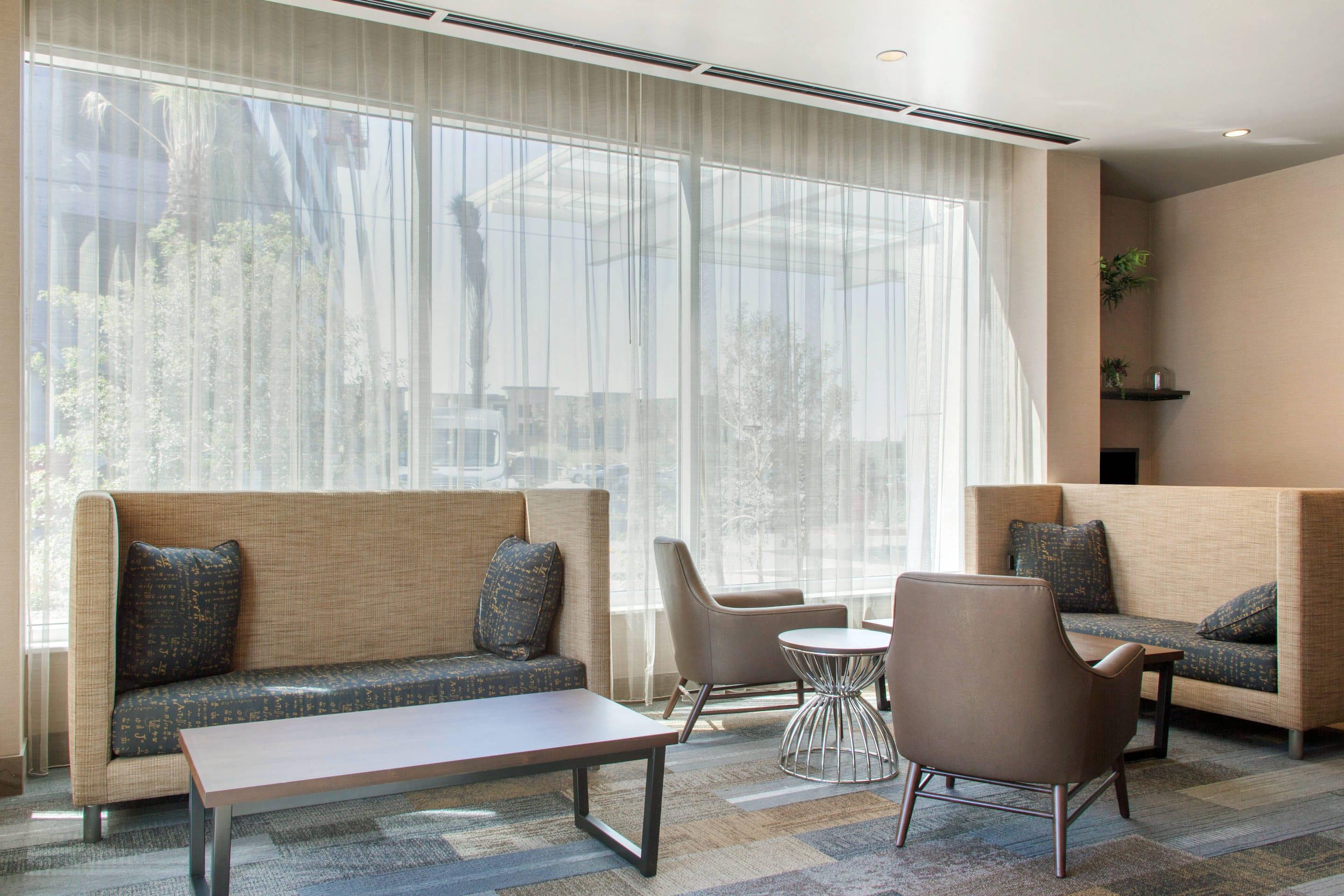 Lobby with sitting area