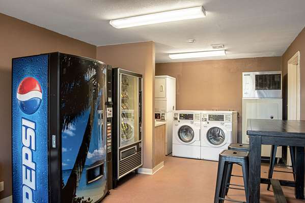 Amenities - Quality Inn & Suites Youngtown