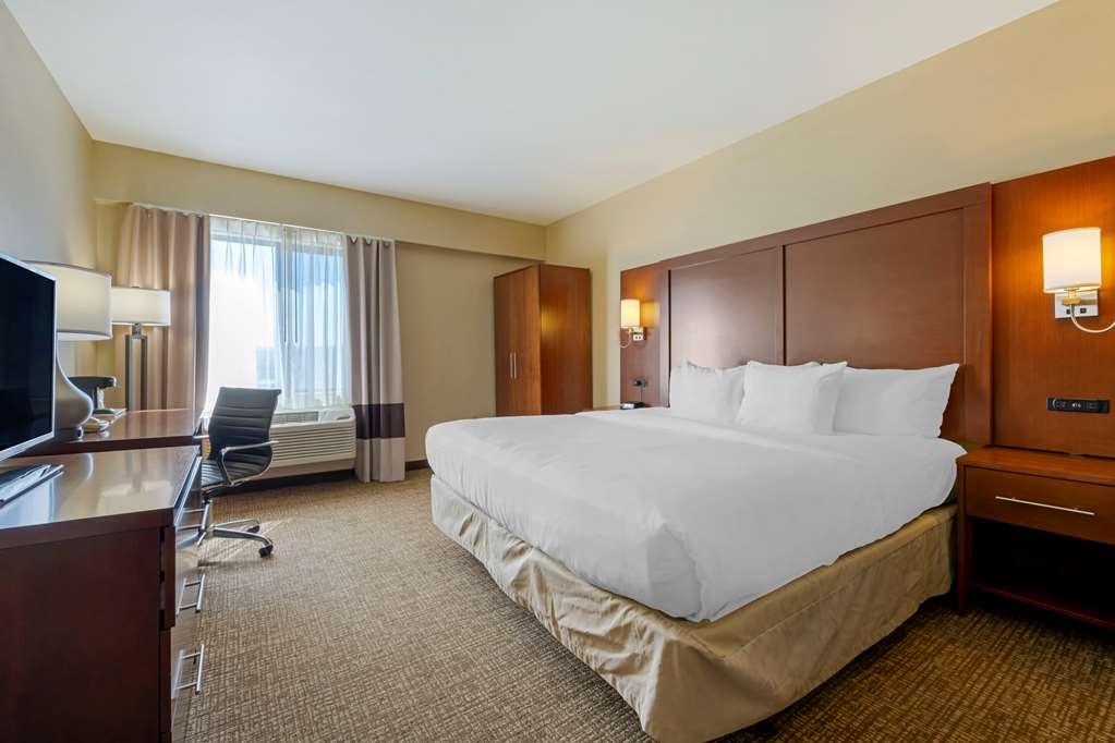 COMFORT INN CAMP VERDE I-17-guestroom-Guest Room,On-Site.jpg