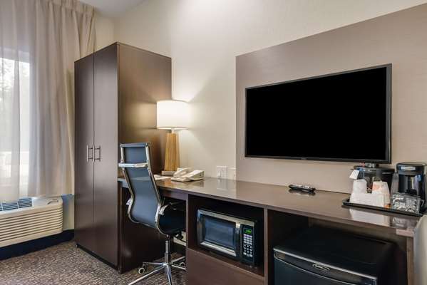  - Sleep Inn Airport Flagstaff - I-17, Exit 341