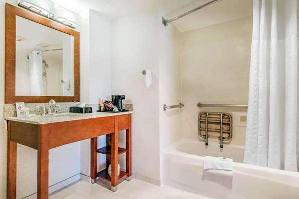 Suite - Comfort Inn by the Bay San Francisco