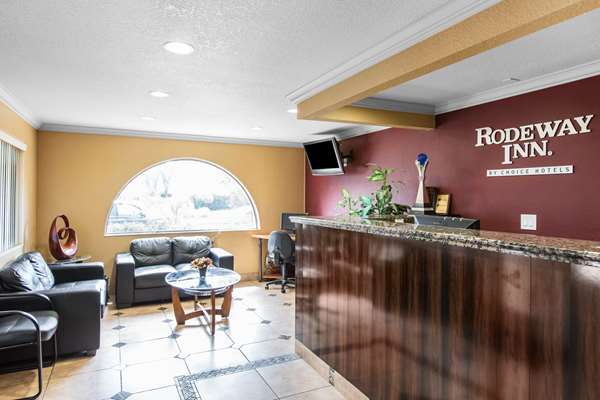  - Rodeway Inn Escondido - I-15, Exit 33