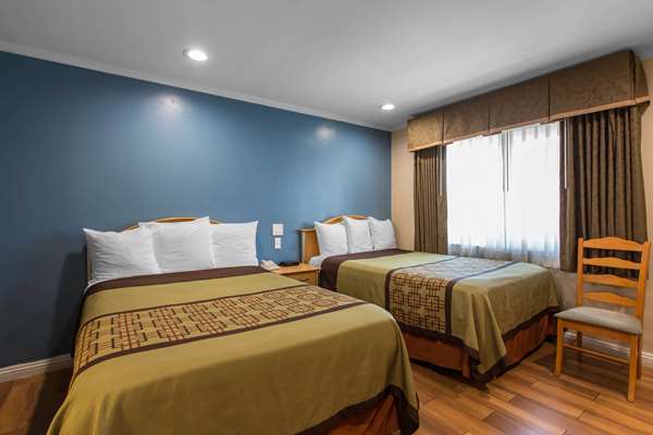  - Rodeway Inn Escondido - I-15, Exit 33