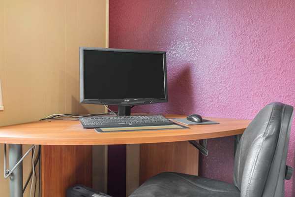 Conference Area - Rodeway Inn Escondido - I-15, Exit 33