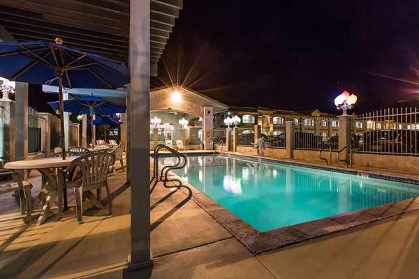 Pool - Quality Inn Ridgecrest