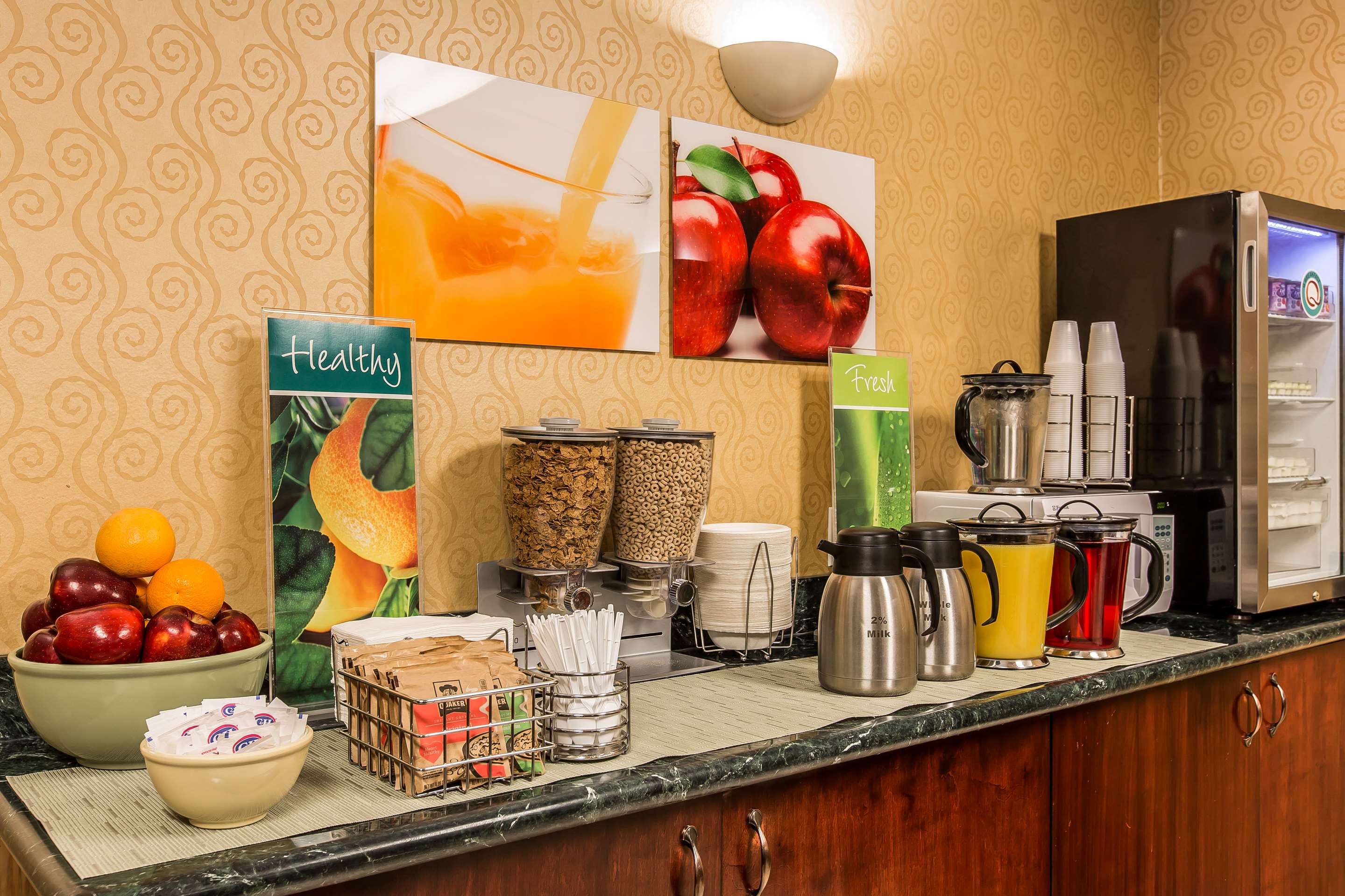 Breakfast area