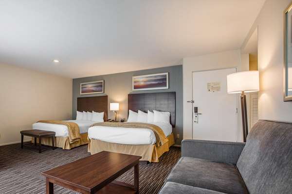 Suite - Quality Inn & Suites Hermosa Beach