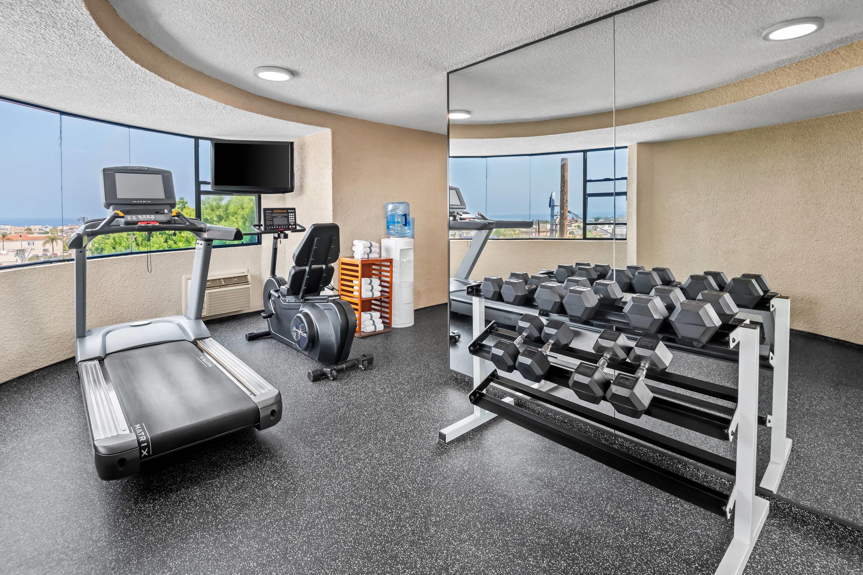 Fitness center | Quality Inn & Suites Hermosa Beach