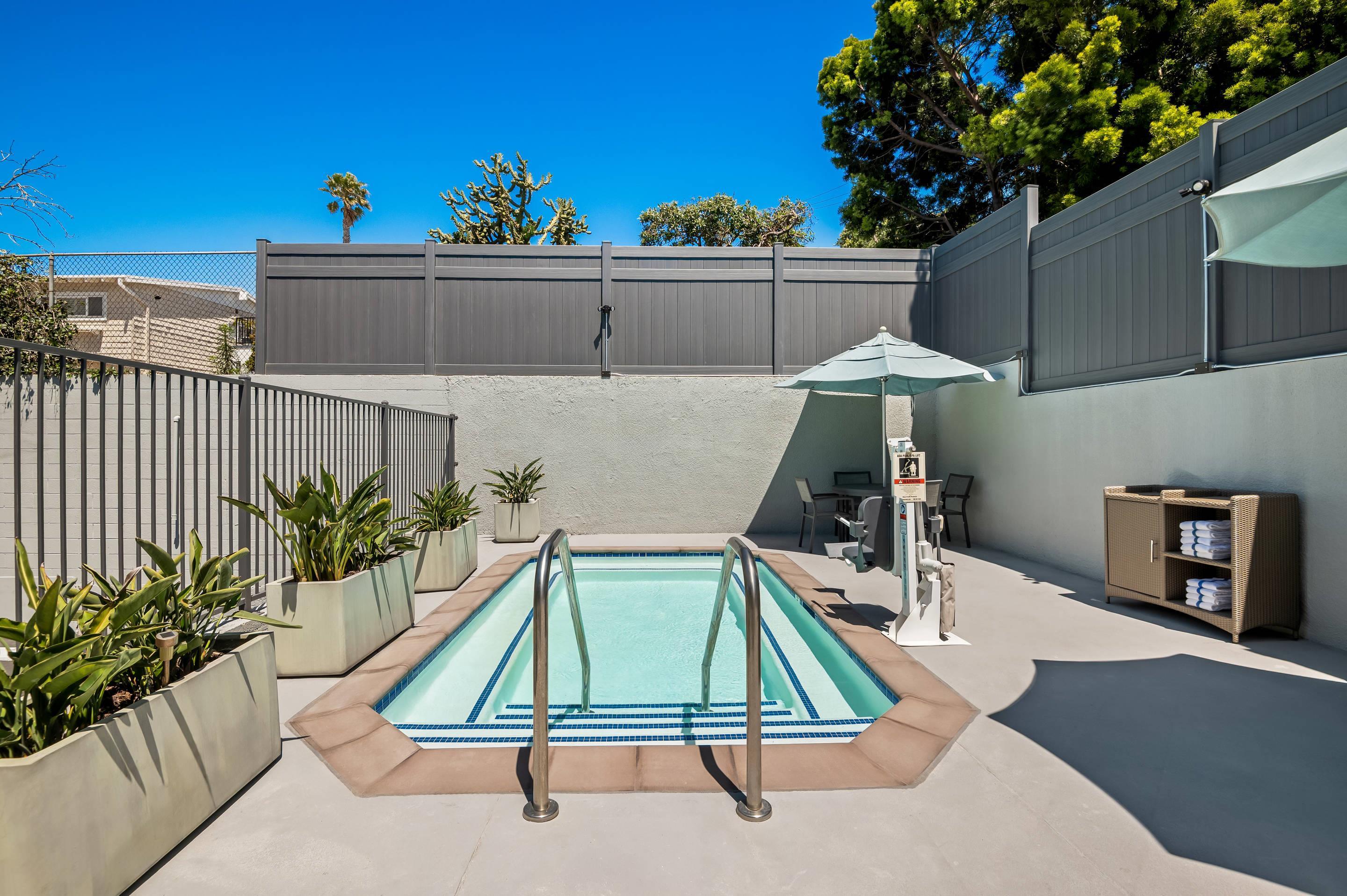 Outdoor hot tub | Quality Inn & Suites Hermosa Beach