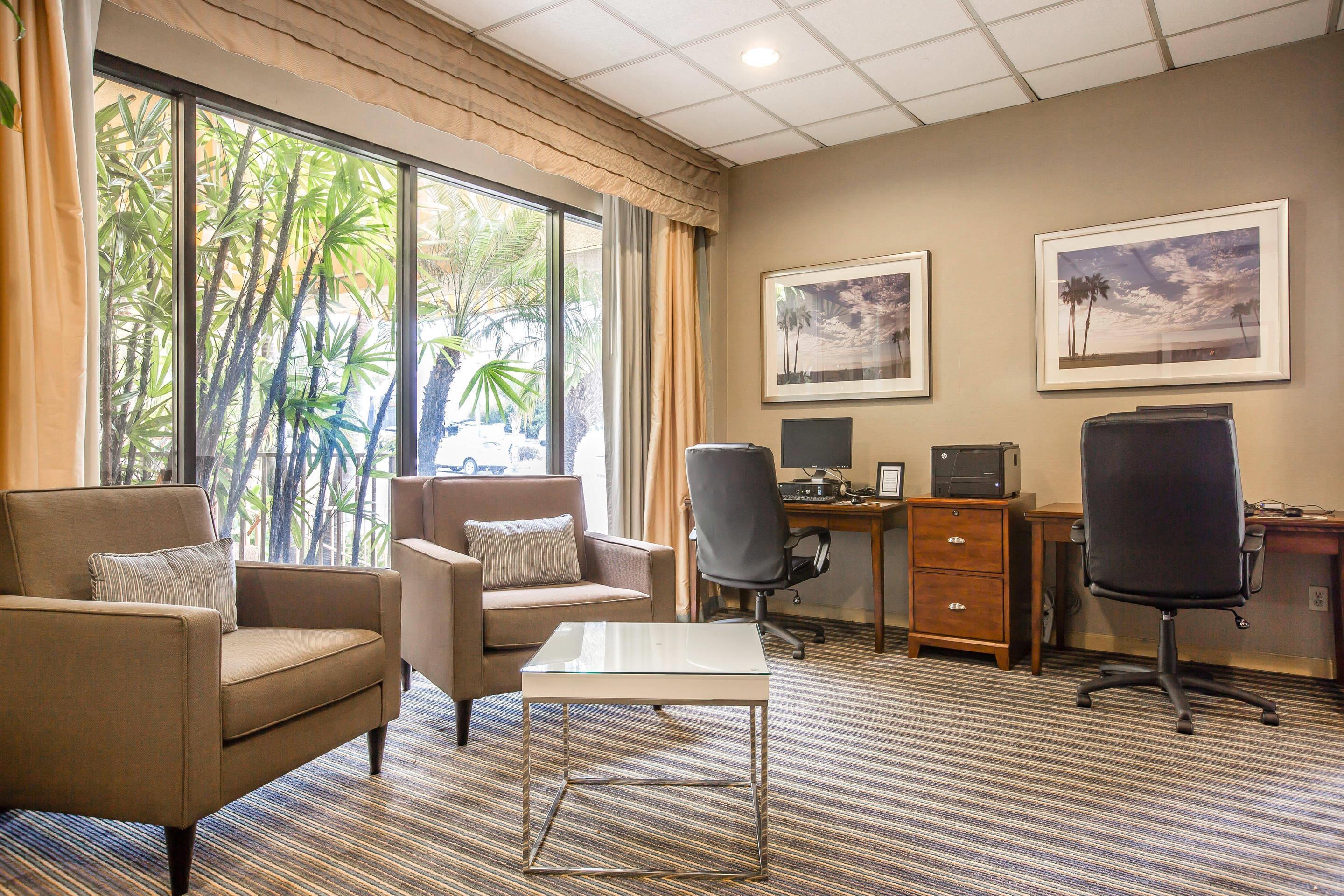 Business center | Quality Inn & Suites Hermosa Beach