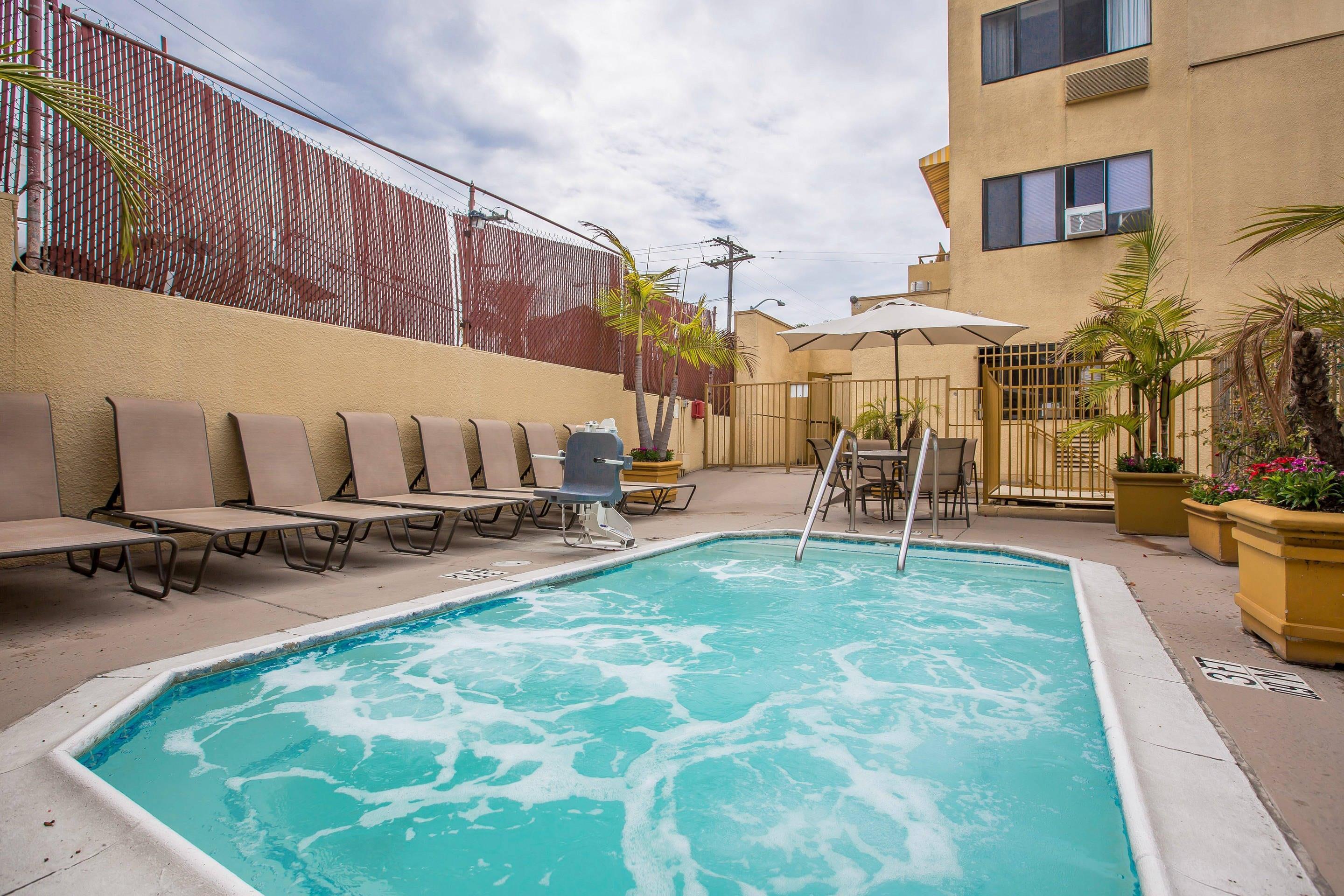 Outdoor pool | Quality Inn & Suites Hermosa Beach