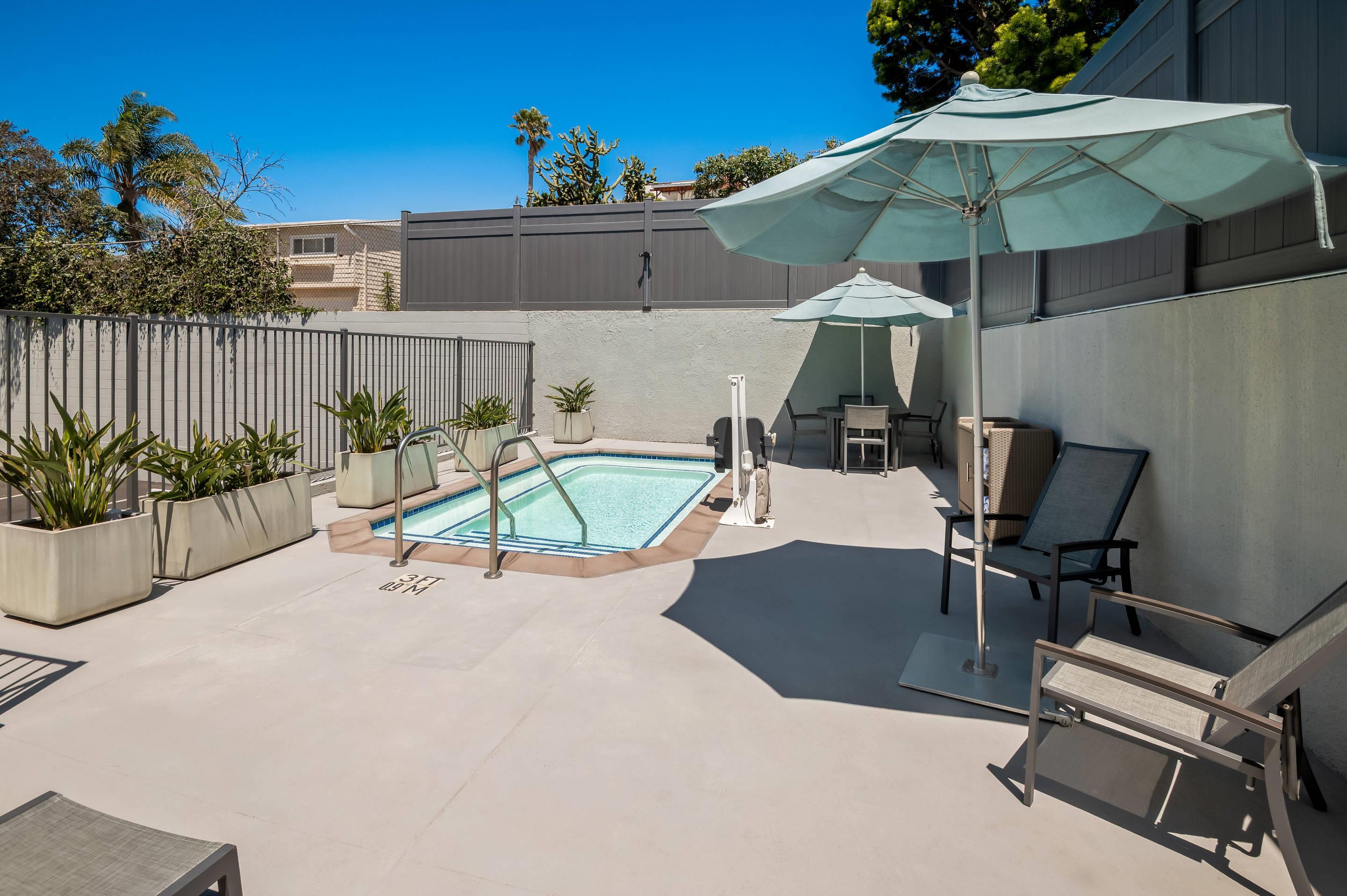 Relax in the hot tub | Quality Inn & Suites Hermosa Beach