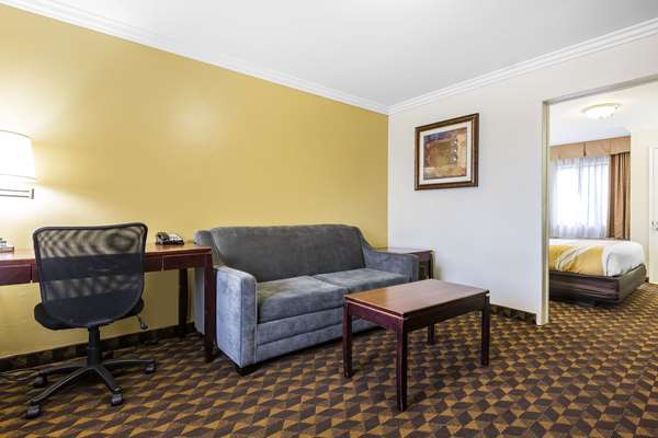 Suite - Quality Inn & Suites LAX Airport Inglewood