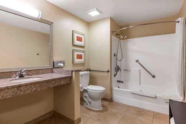 Suite - Comfort Inn & Suites Huntington Beach