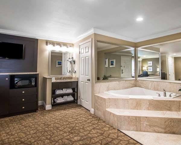  - Quality Inn Downey