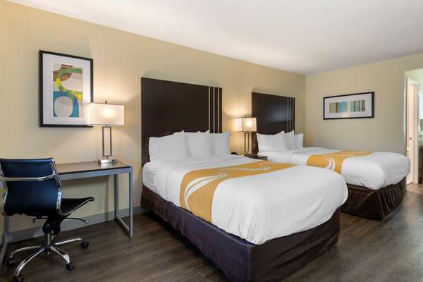  - Quality Inn & Suites Camarillo - US 101, Exit 57