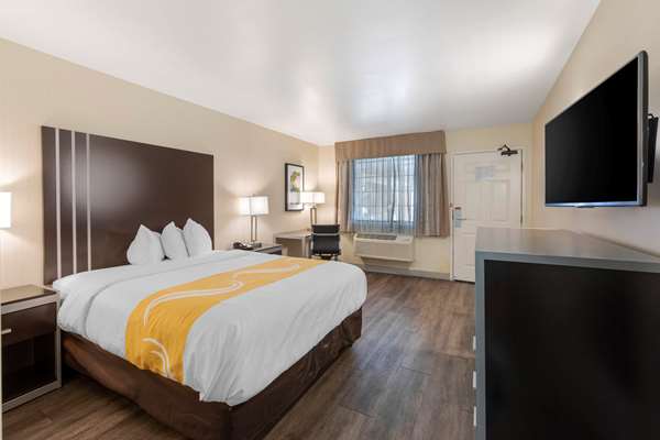  - Quality Inn & Suites Camarillo - US 101, Exit 57