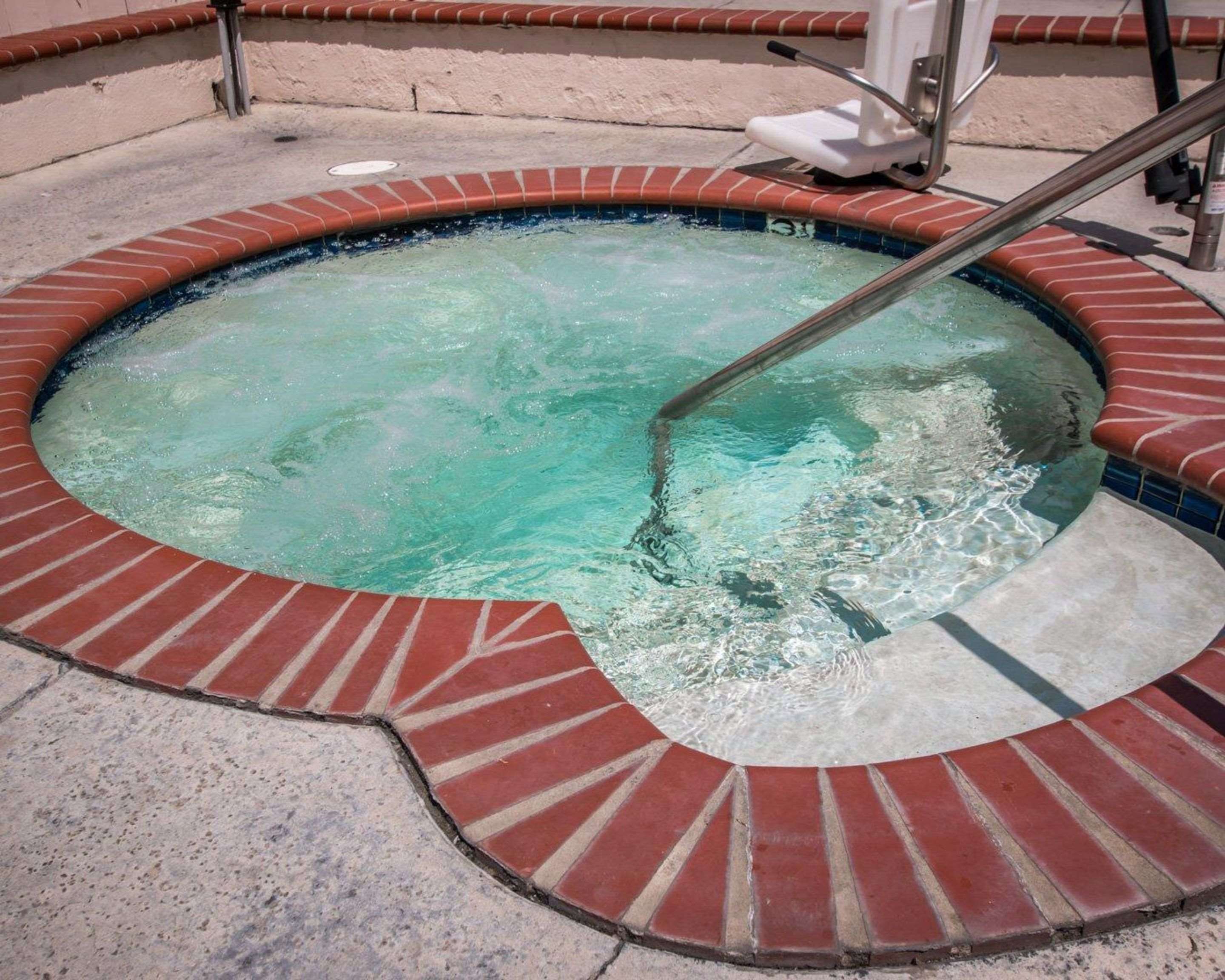 Outdoor pool with hot tub