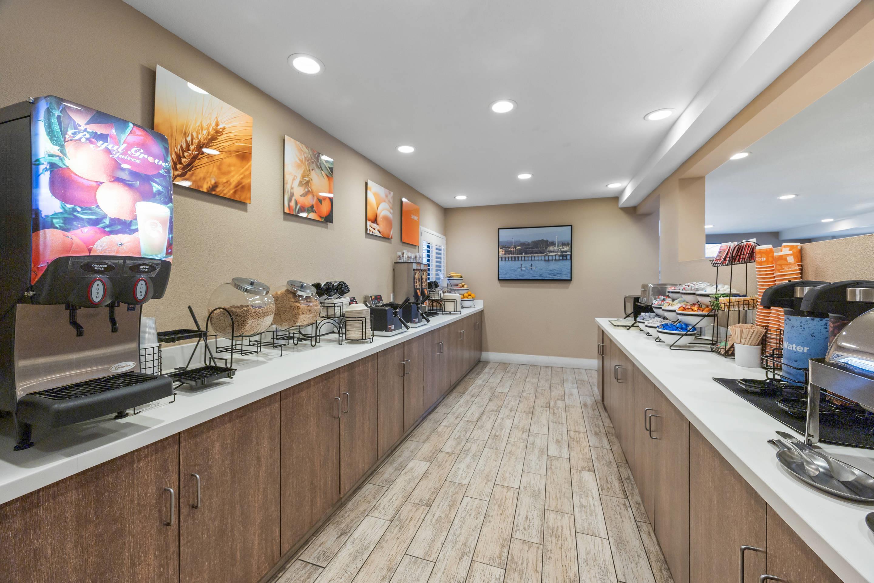 Breakfast area