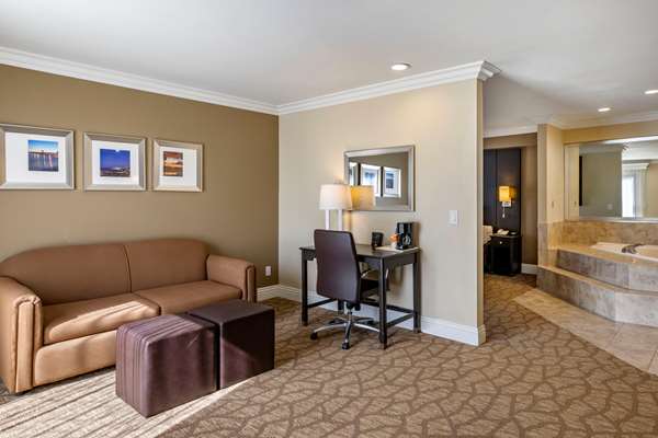 Suite - Comfort Suites San Clemente - I-5, Exit 72