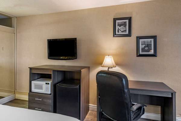  - Quality Inn Barstow - I-15, Exit 184