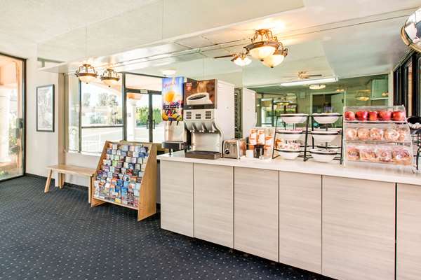 Amenities - Rodeway Inn North Vine Hollywood