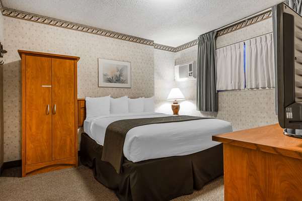 Suite - Quality Inn & Suites Silicon Valley Santa Clara