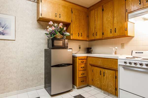 Suite - Quality Inn & Suites Silicon Valley Santa Clara