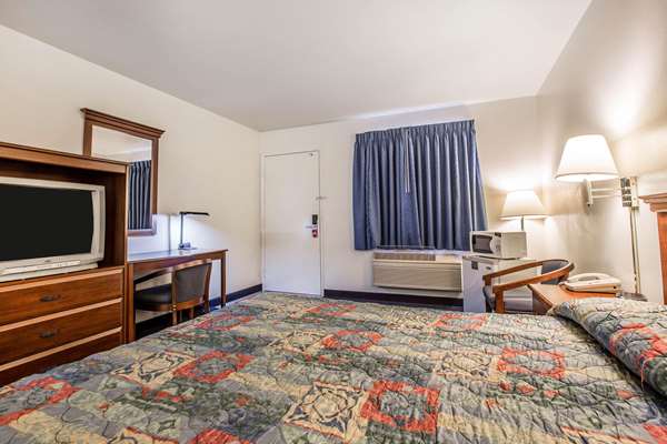  - Econo Lodge Inn & Suites Ridgecrest