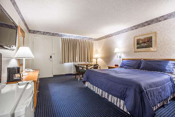  - Econo Lodge Inn & Suites Ridgecrest