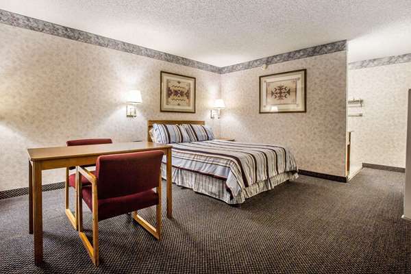  - Econo Lodge Inn & Suites Ridgecrest