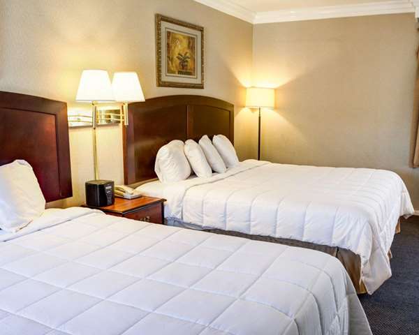  - Rodeway Inn Culver City Los Angeles