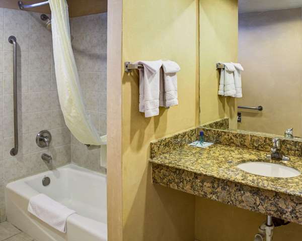  - Rodeway Inn Culver City Los Angeles