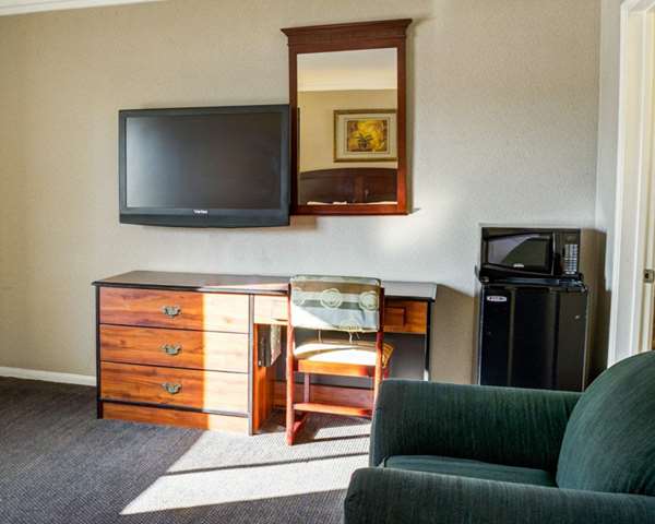  - Rodeway Inn Culver City Los Angeles