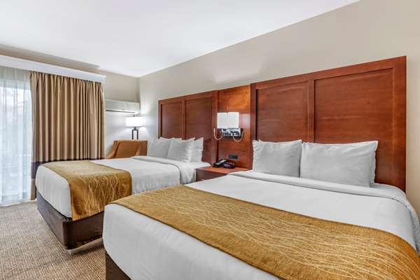  - Comfort Inn Escondido - I-15, Exit 31