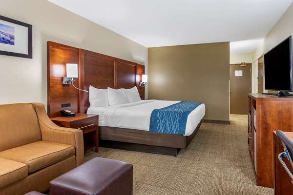  - Comfort Inn Escondido - I-15, Exit 31