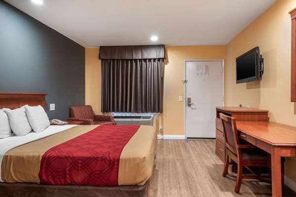  - Rodeway Inn Carson